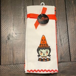 Carnival Cottage Halloween Themed Kitchen Towel Set. NWT